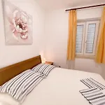 Apartments Villa Marijeta With Free Parking
